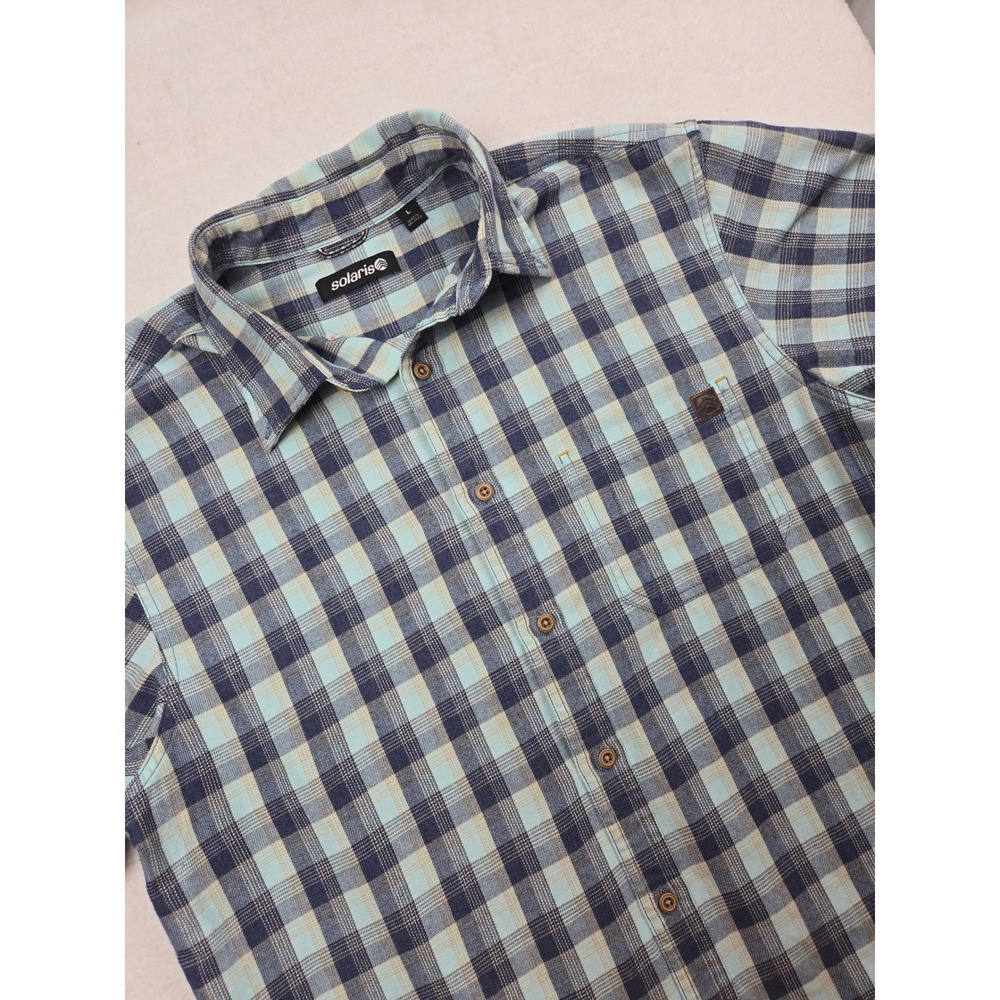 Solaris Mens L Plaid Short Sleeve Button Up Shirt‎ Casual